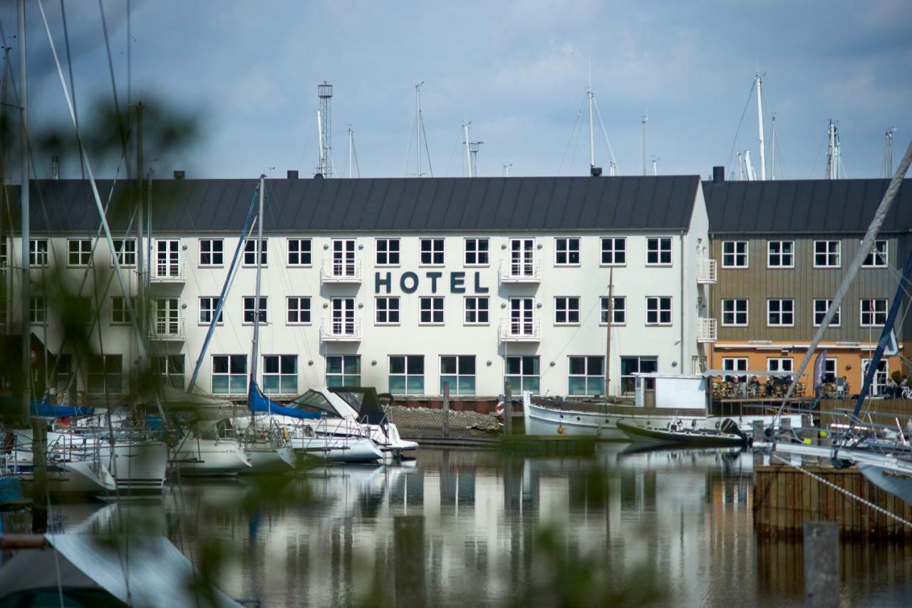 BB-Hotel Aarhus Havnehotellet Buitenkant foto